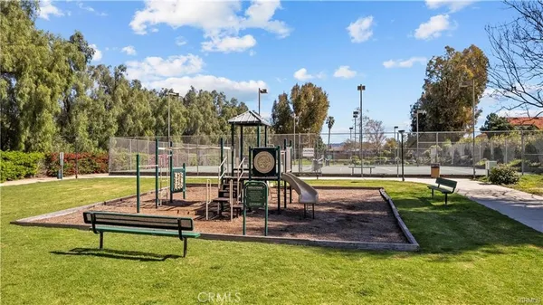 $2,900 | 3354 Darby Street, Unit 314, Simi Valley, CA 93063