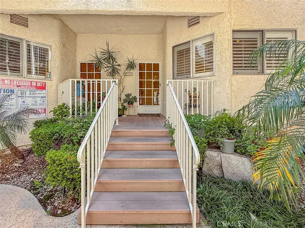 $2,900 | 3354 Darby Street, Unit 314, Simi Valley, CA 93063