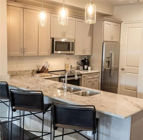 $3,200 | 117 Wren Street, Unit 14, New Orleans, LA 70124