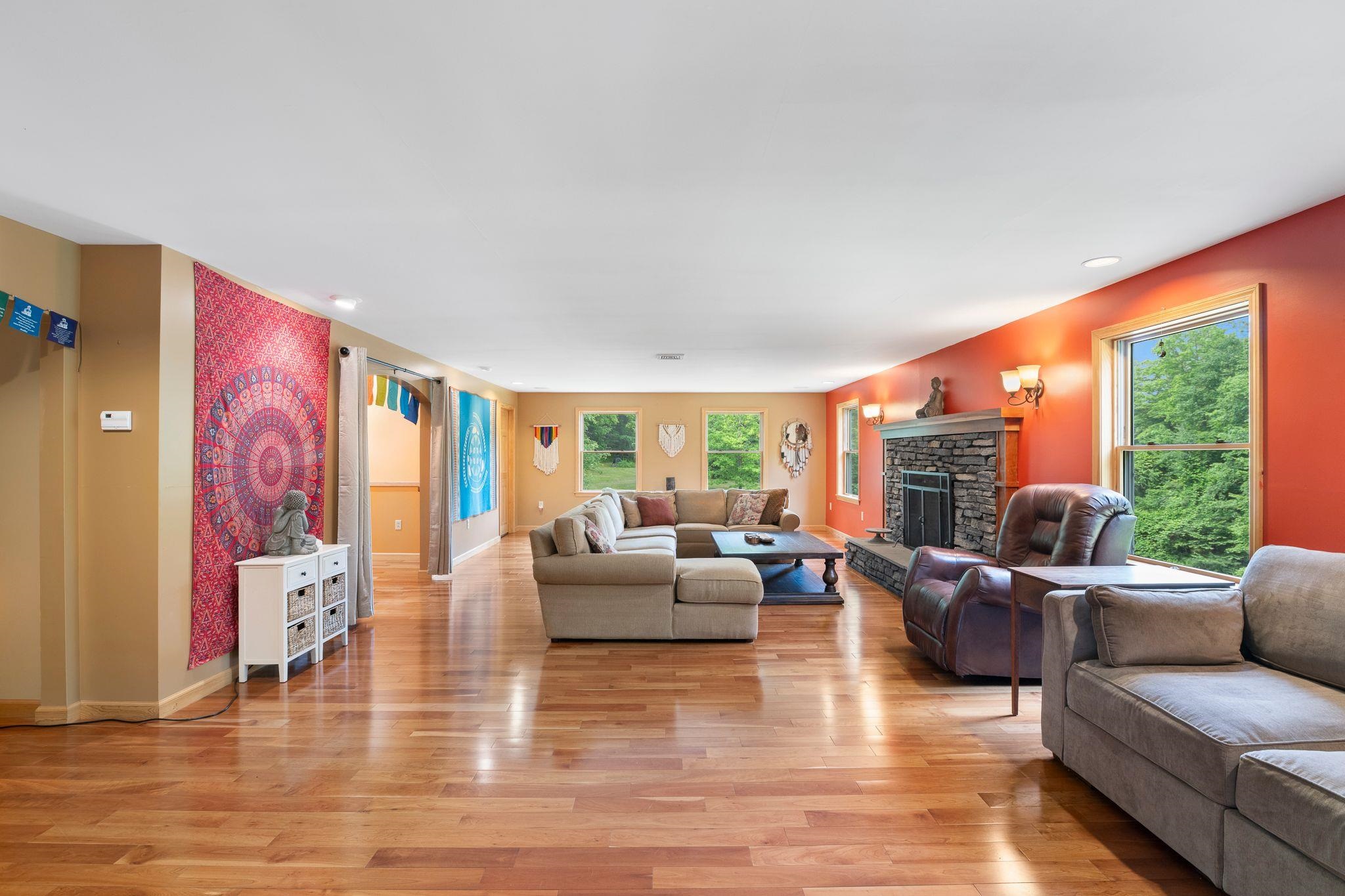 925 Hinesburg Road Brattleboro, VT 05301 - Photo 19 of 51