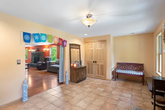 $899,800 | 925 Hinesburg Road, Brattleboro, VT 05301