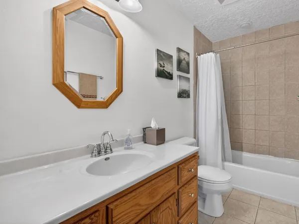 $255,000 | 475 North 4th Avenue, Coal City, IL 60416