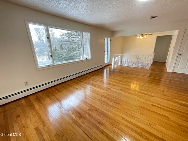 $2,800 | 54 Highway 236, Unit A, Halfmoon, NY 12065