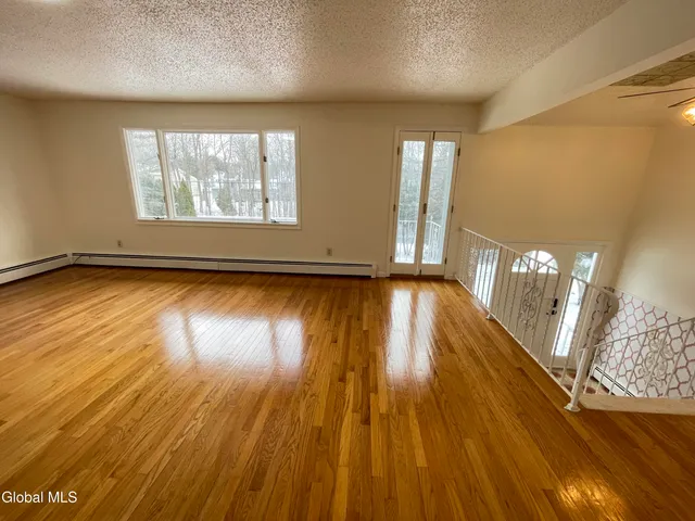 $2,800 | 54 Highway 236, Unit A, Halfmoon, NY 12065