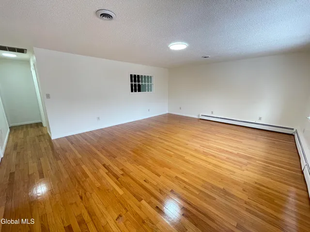 $2,800 | 54 Highway 236, Unit A, Halfmoon, NY 12065