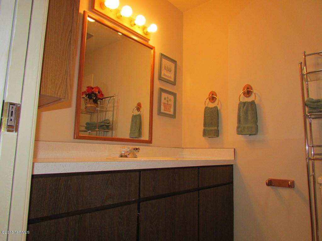 4860 East Fort Lowell Road, Unit D Tucson, AZ 85712 - Photo 19 of 30 Gallery Image 19