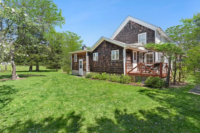 $2,750,000 | 133 Glover Street, Sag Harbor, NY 11963