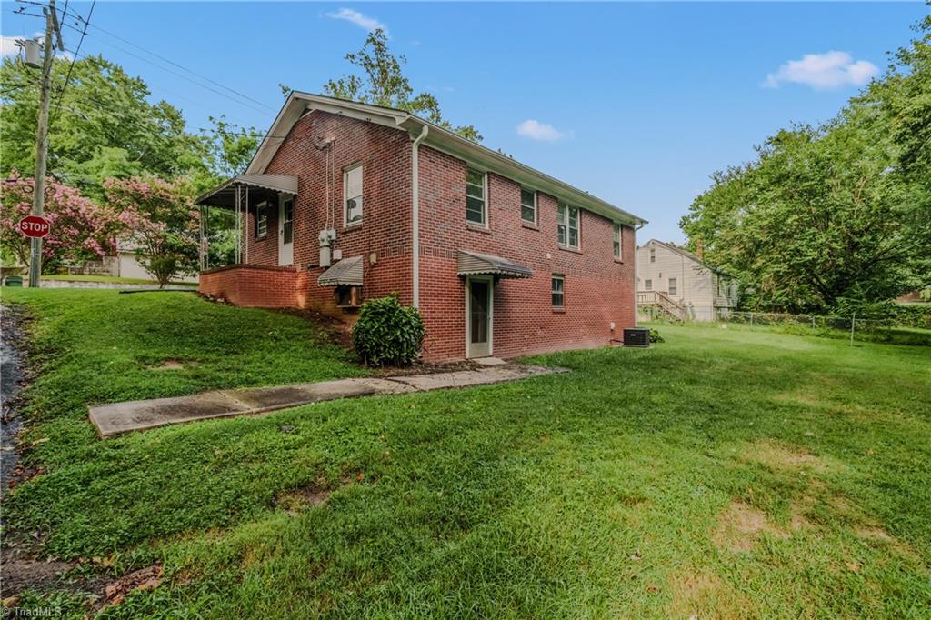 208 Linville Road Mount Airy, NC 27030 - Photo 3 of 26 Gallery Image 3