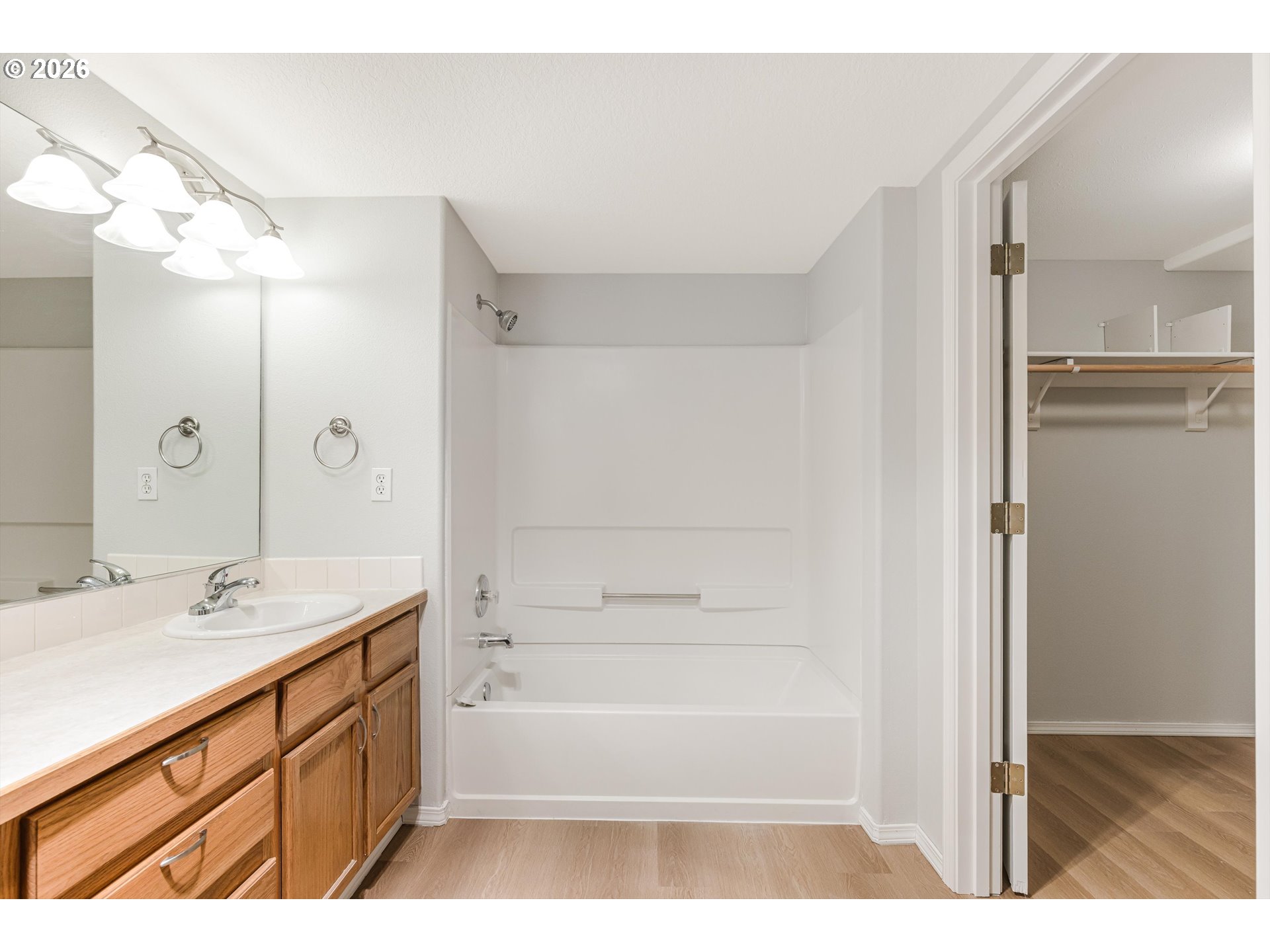 15530 Northeast Knott Street, Unit 35 Portland, OR 97230 - Photo 22 of 39