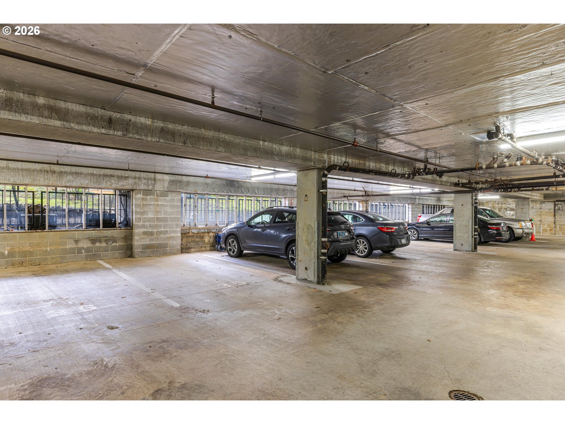 15530 Northeast Knott Street, Unit 35 Portland, OR 97230 - Photo 33 of 39