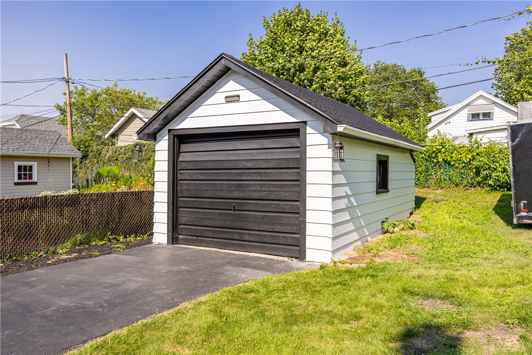 179 Woodcrest Road Greece, NY 14616 - Photo 4 of 27 Detached Garage