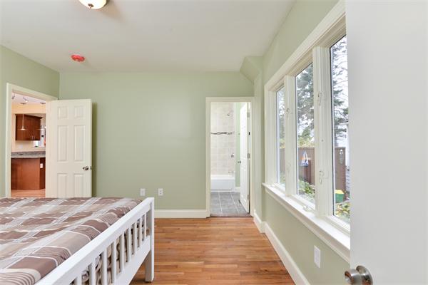 57 Winthrop Road Everett, MA 02149 - Photo 9 of 18 Gallery Image 9