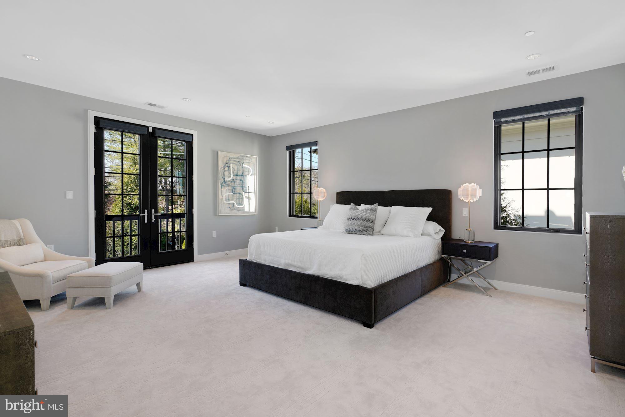2105 Foxhall Road Northwest Washington, DC 20007 - Photo 11 of 19 Master Bedroom