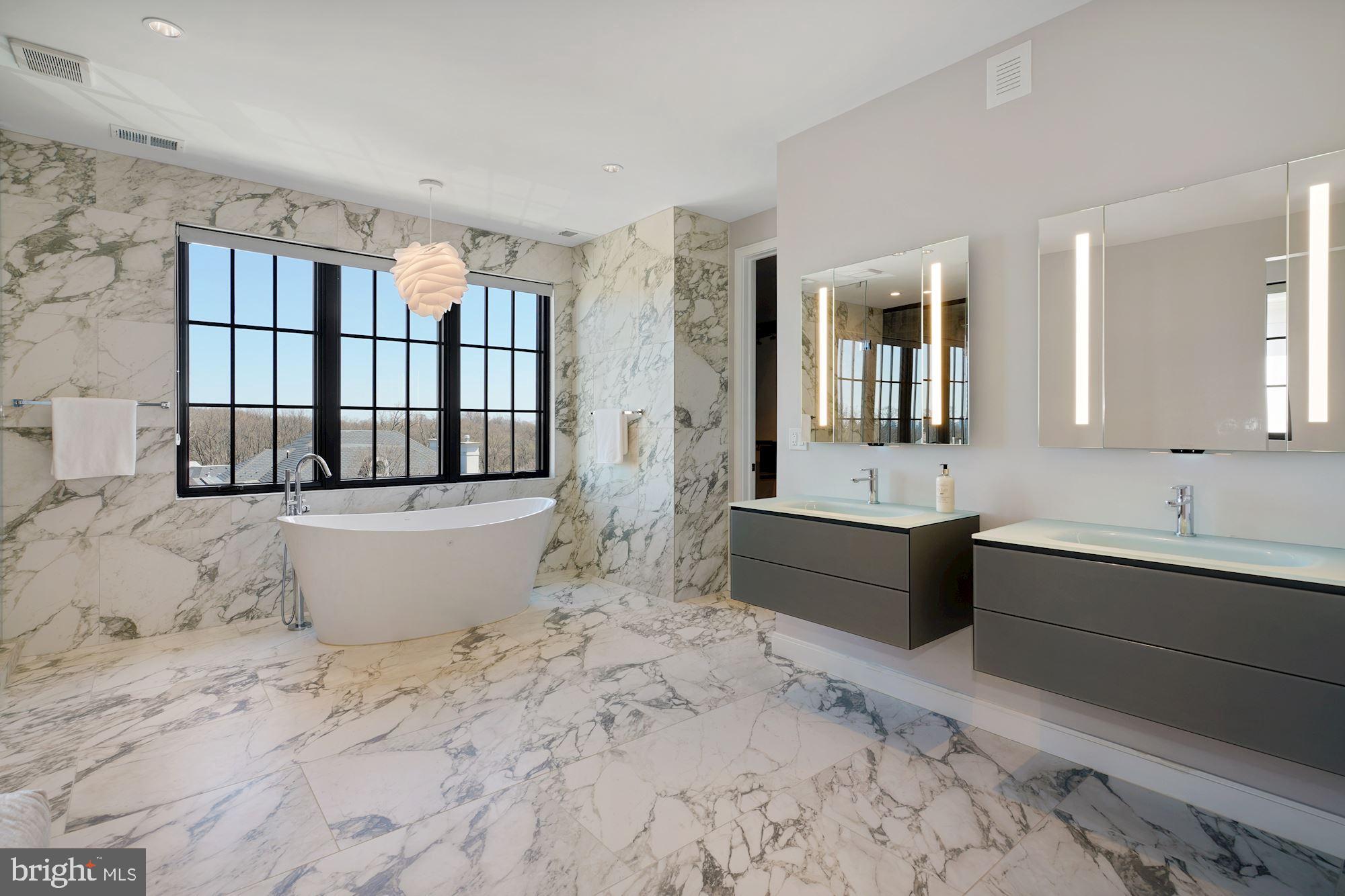 2105 Foxhall Road Northwest Washington, DC 20007 - Photo 13 of 19 Master Bath