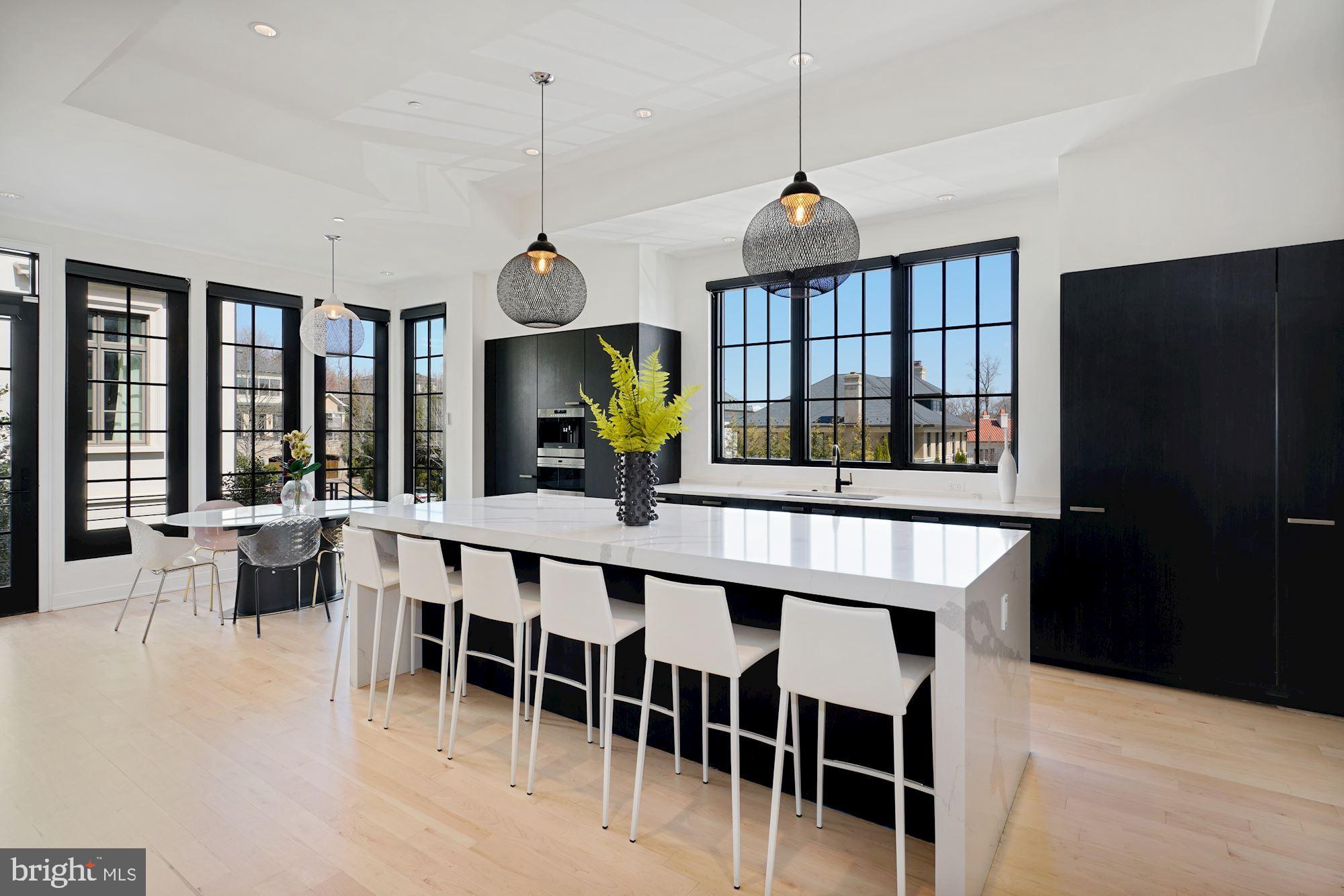 2105 Foxhall Road Northwest Washington, DC 20007 - Photo 4 of 19 Kitchen