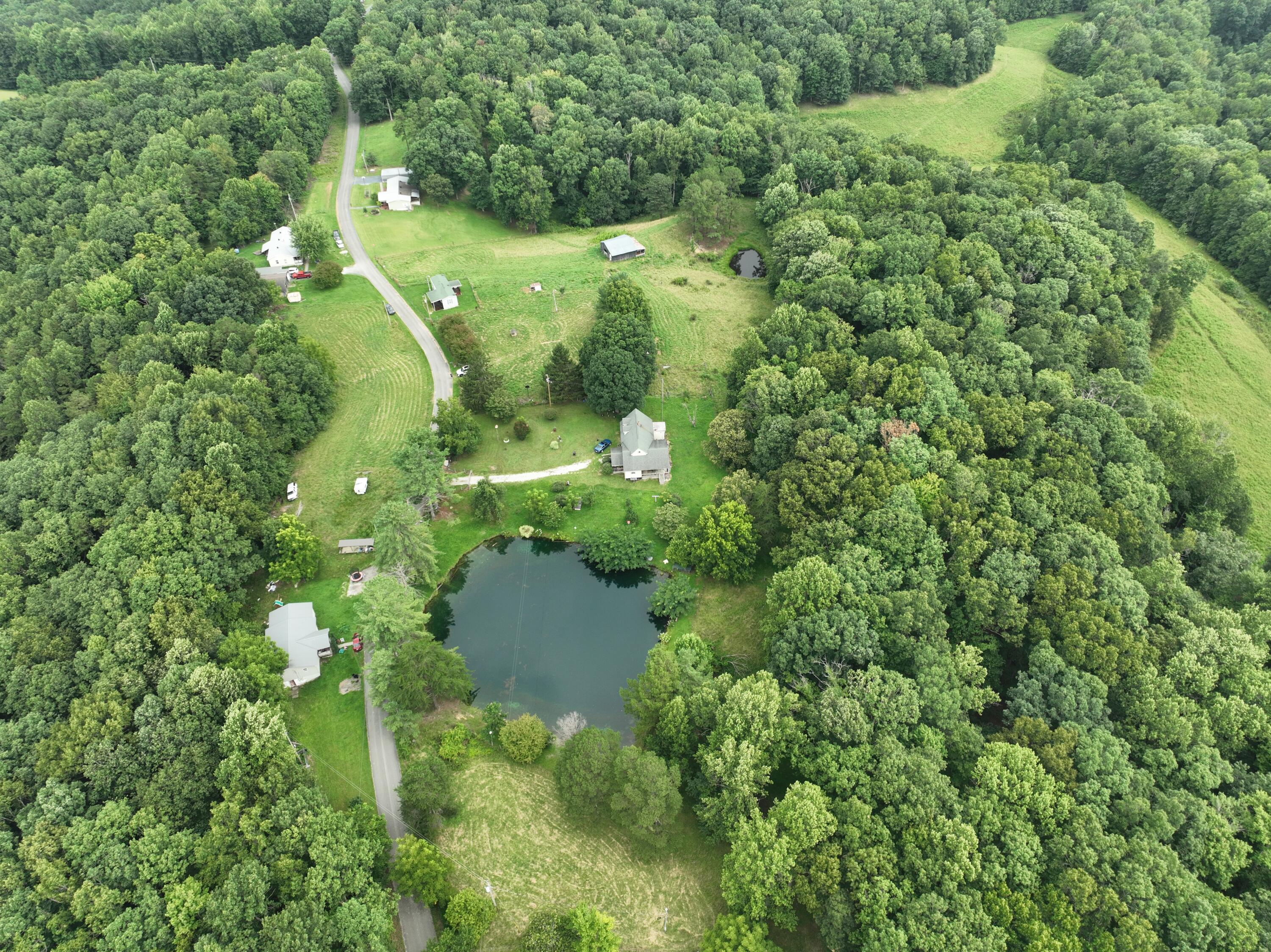 762 Jacks Ridge Road McKee, KY 40447 - Photo 105 of 109 DJI_0564