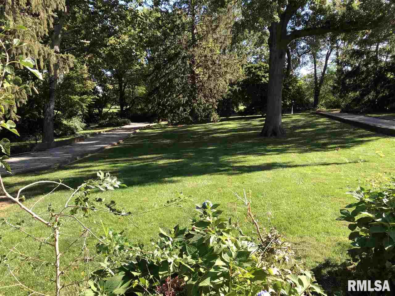 99 Linden Lane Springfield, IL 62712 - Photo 3 of 24 Gallery Image 3