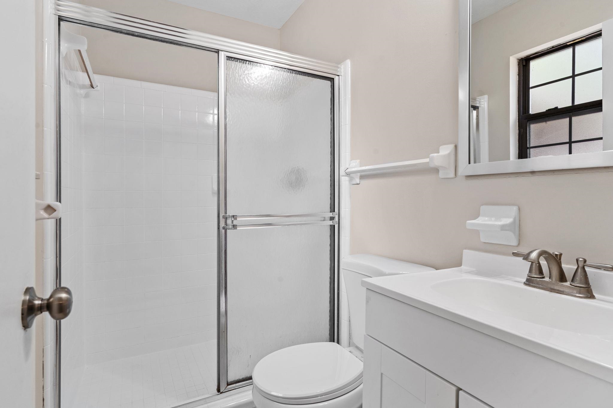 2107 Old Bainbridge Road Tallahassee, FL 32303 - Photo 11 of 31