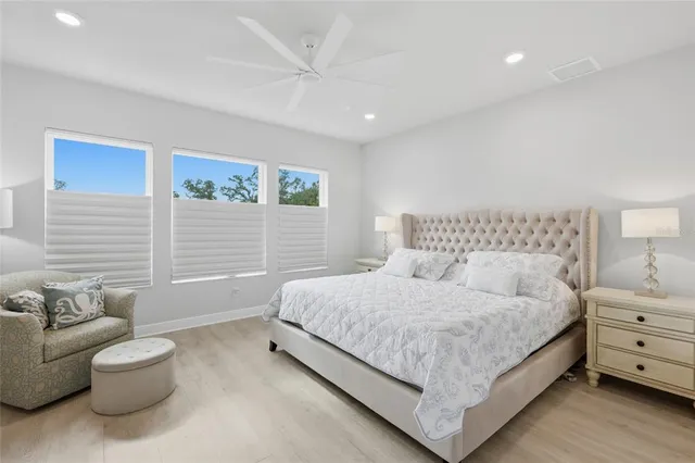 $997,500 | 2245 Muesel Street, Sarasota, FL 34237