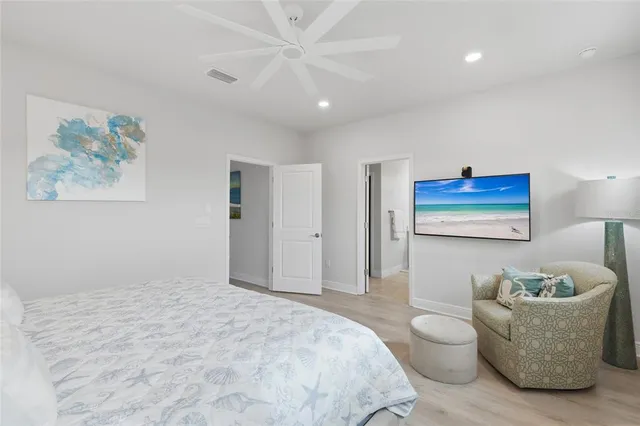 $997,500 | 2245 Muesel Street, Sarasota, FL 34237