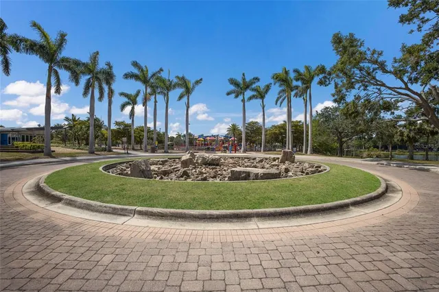 $997,500 | 2245 Muesel Street, Sarasota, FL 34237