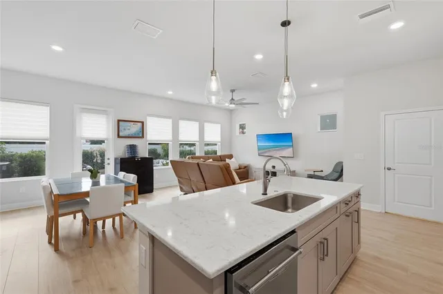$997,500 | 2245 Muesel Street, Sarasota, FL 34237