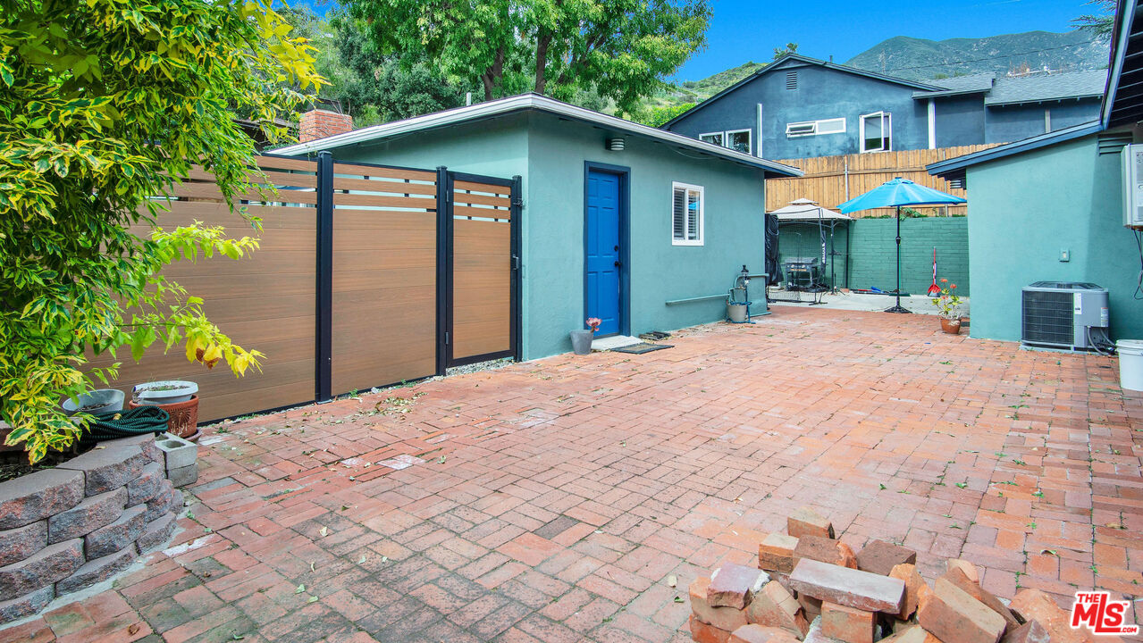 1007 Sunmore Lane, Unit B Altadena, CA 91001 - Photo 16 of 17