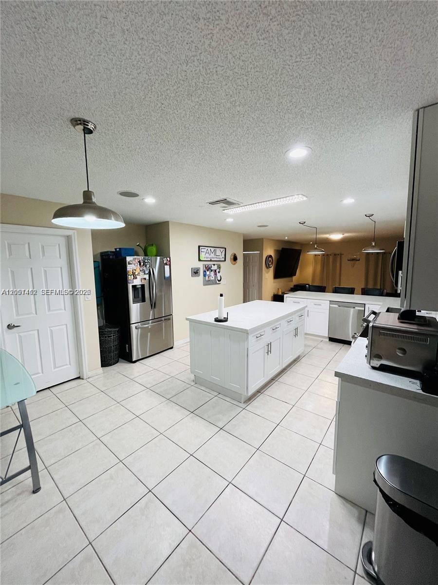 16453 Southwest 75th Terrace Miami, FL 33193 - Photo 21 of 26