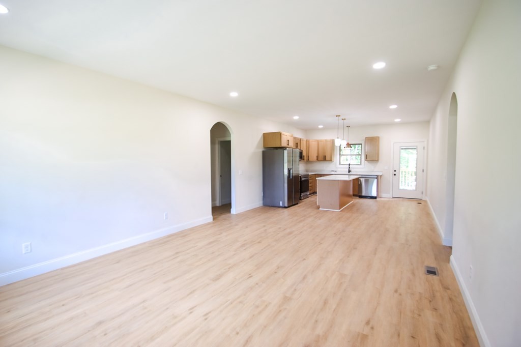 401 Crossvine Road Sparta, TN 38583 - Photo 4 of 18