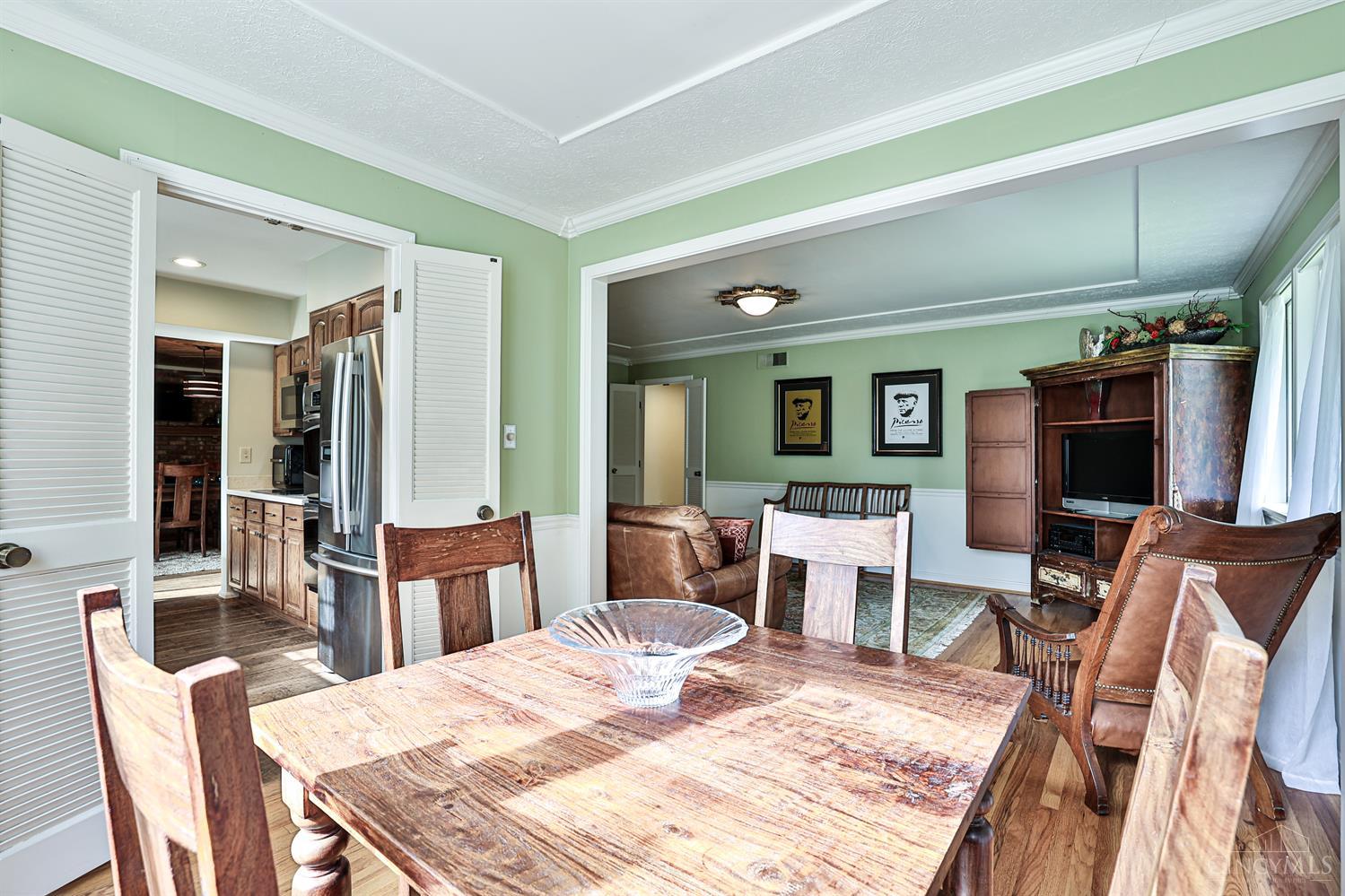 522 Riddle Road Cincinnati, OH 45231 - Photo 17 of 57 Gallery Image 17