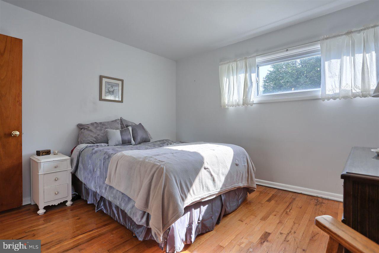 3205 Batesfield Road Harrisburg, PA 17109 - Photo 12 of 25 Gallery Image 12