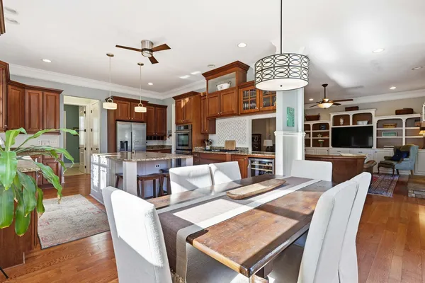 $1,400,000 | 2216 Beckenham Drive, Mount Pleasant, SC 29466