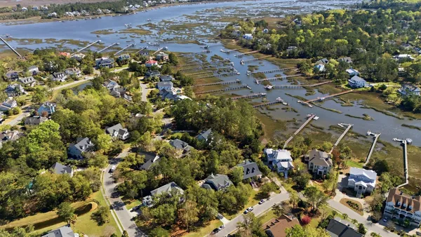 $1,400,000 | 2216 Beckenham Drive, Mount Pleasant, SC 29466