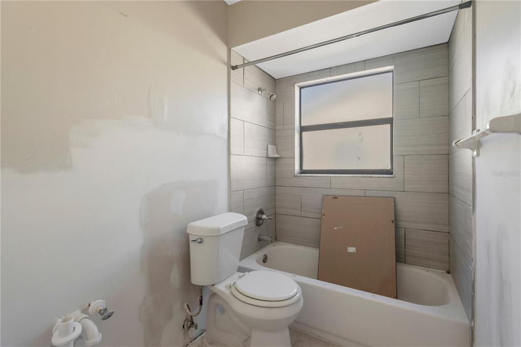 6507 Manila Palm Way Apollo Beach, FL 33572 - Photo 19 of 27