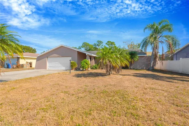 $399,900 | 6507 Manila Palm Way, Apollo Beach, FL 33572