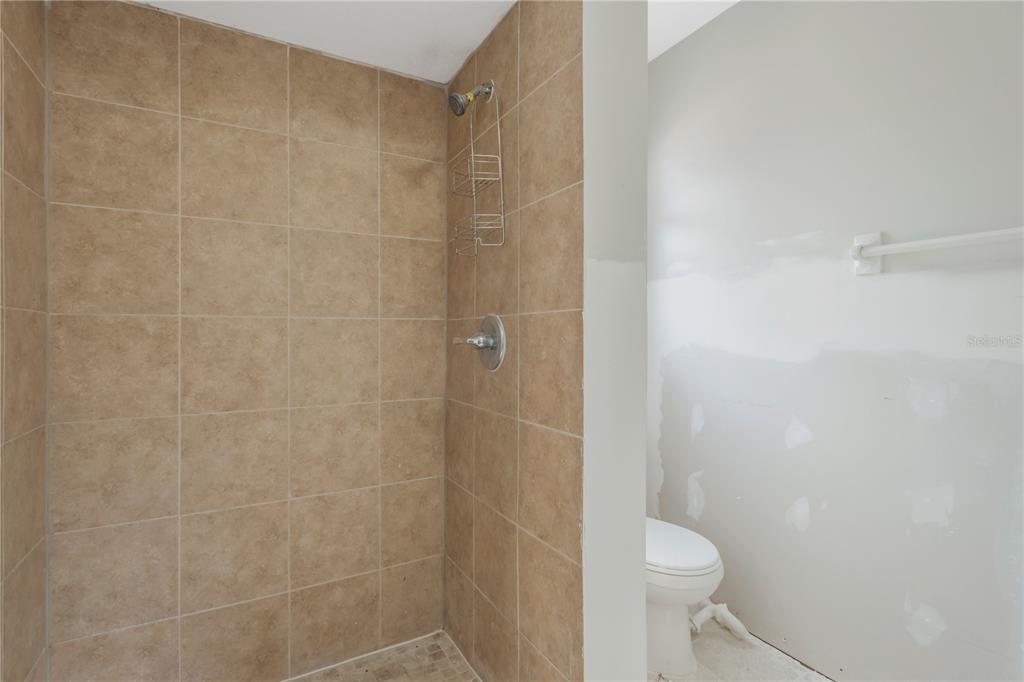 6507 Manila Palm Way Apollo Beach, FL 33572 - Photo 8 of 27