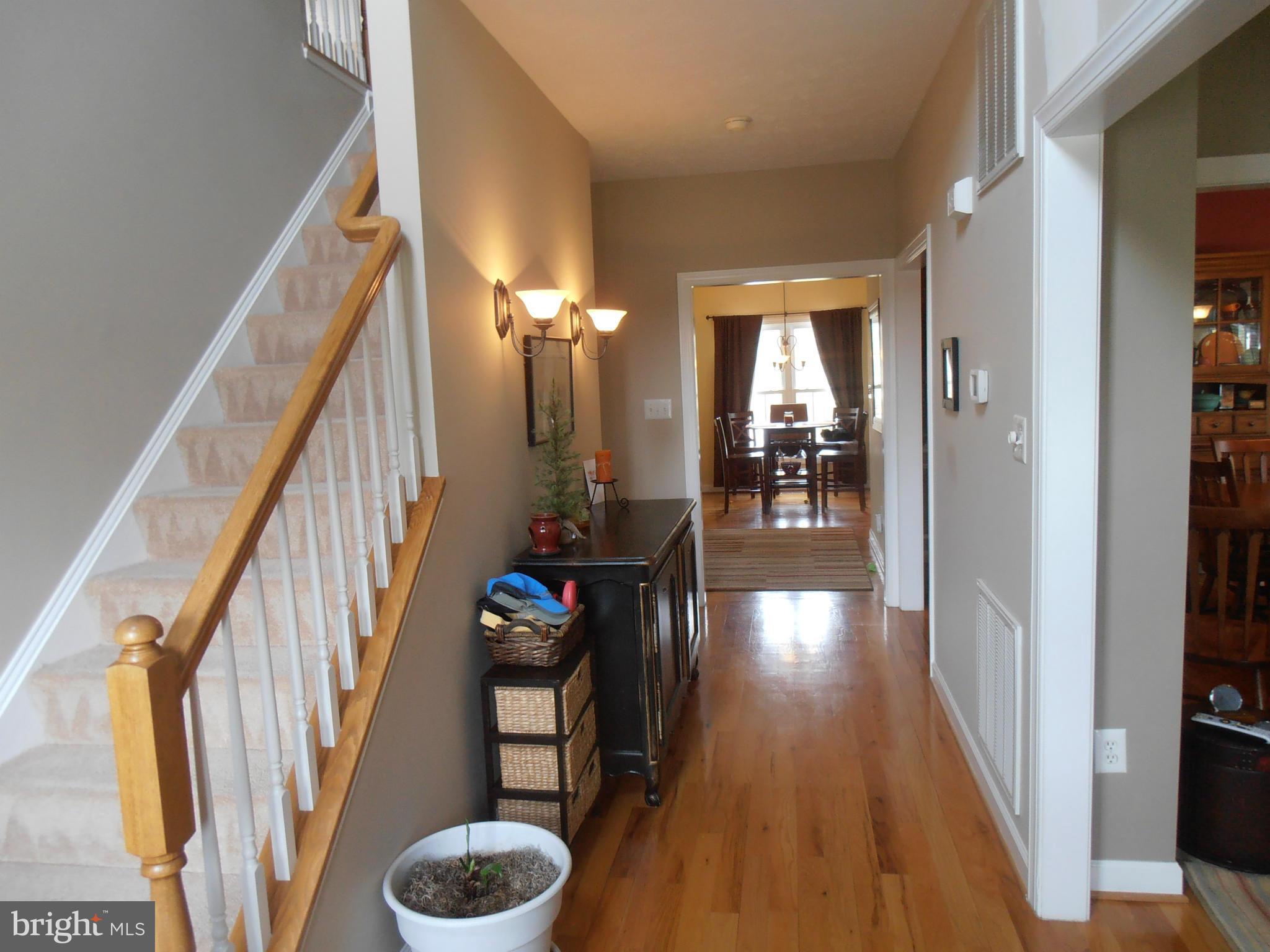 855 Bowling Green Road Front Royal, VA 22630 - Photo 2 of 23 Foyer -center hall