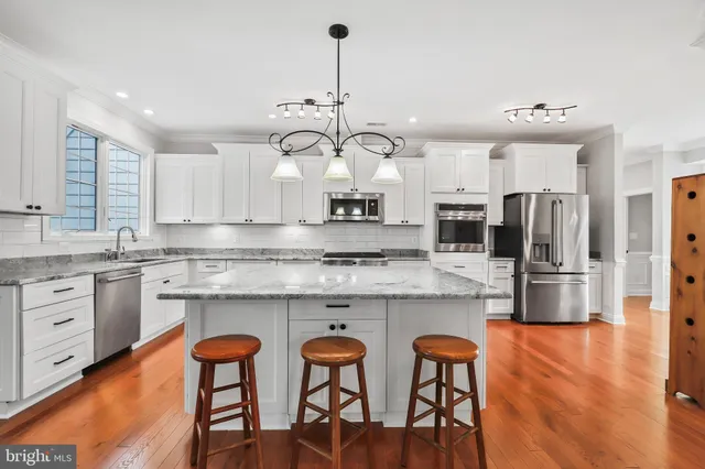 $2,450,000 | 1729 Beulah Road, Vienna, VA 22182