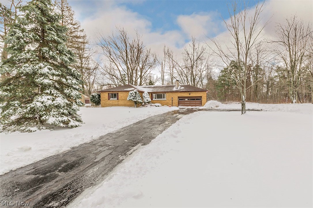 8409 Sherman Road Chesterland, OH 44026 - Photo 5 of 35 Gallery Image 5