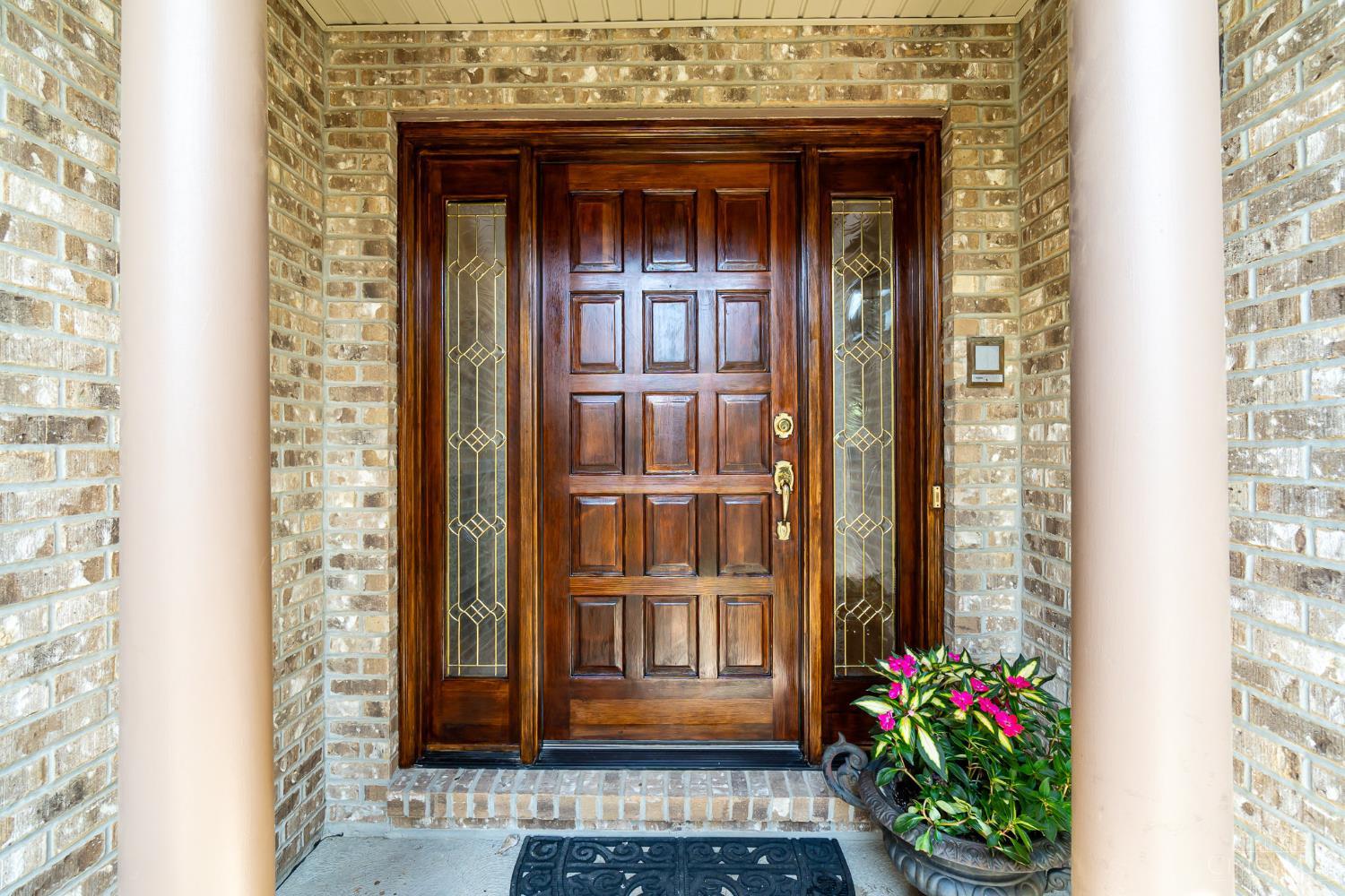 8871 Montgomery Road Cincinnati, OH 45236 - Photo 3 of 33 Gallery Image 3