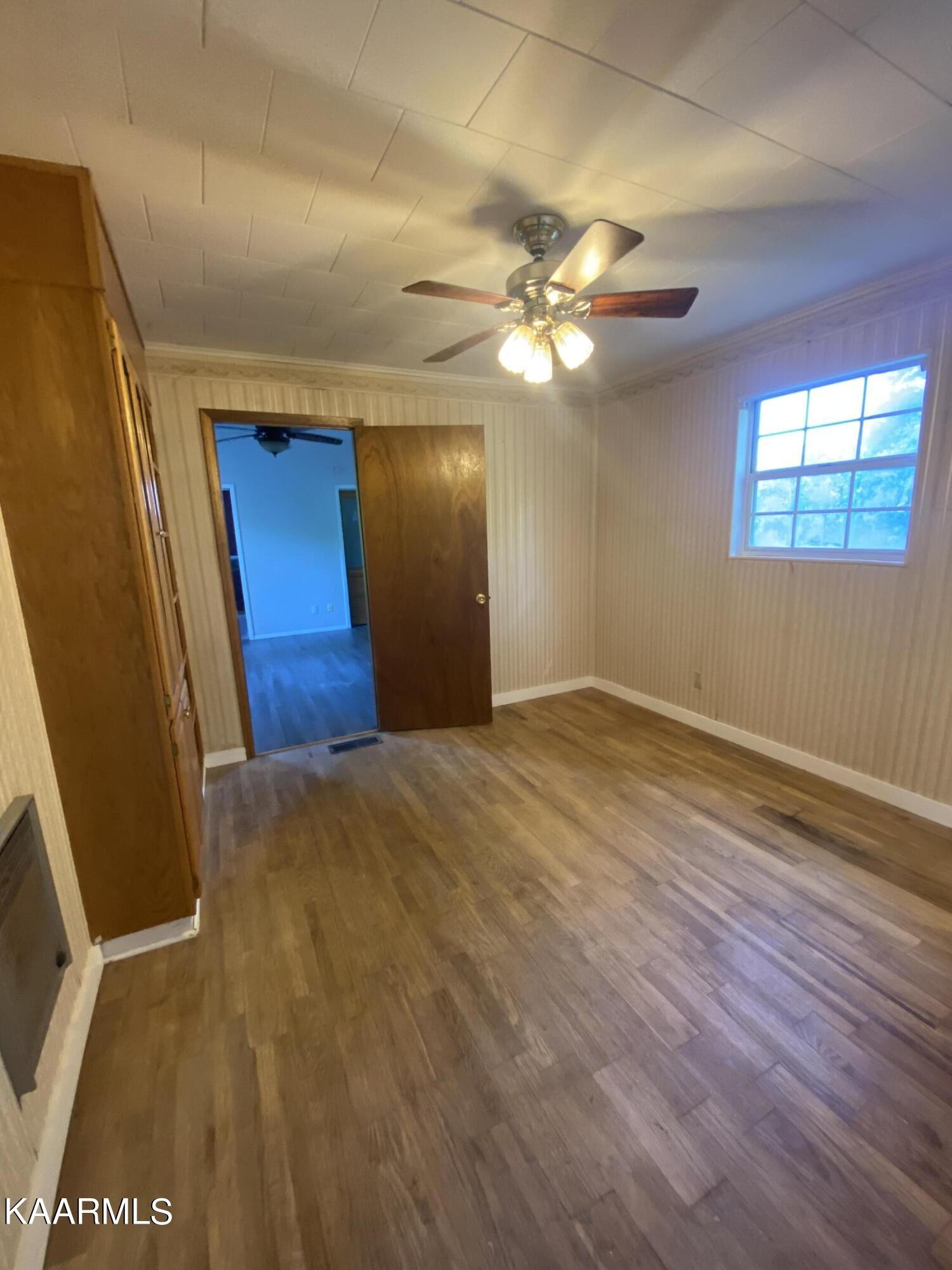 132 Dustin Lane Oneida, TN 37841 - Photo 26 of 27 a view of an empty room with a window