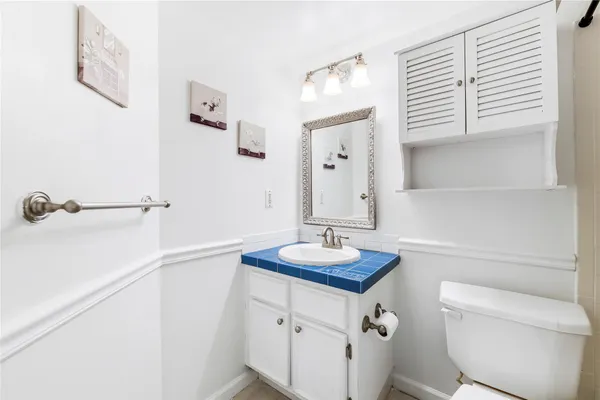 $230,000 | 5510 Lakeside Drive, Unit 106, Margate, FL 33063