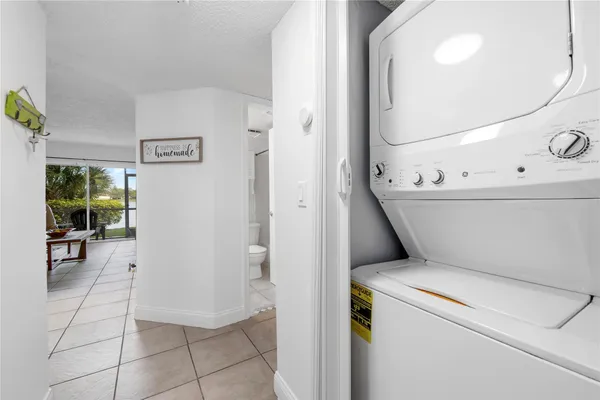 $230,000 | 5510 Lakeside Drive, Unit 106, Margate, FL 33063