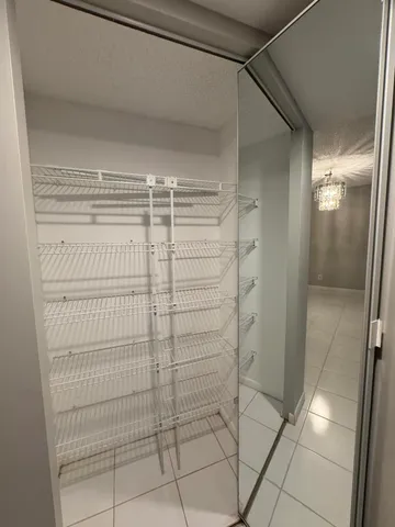 $1,950 | 7281 Amberly Lane, Unit 206, Delray Beach, FL 33446