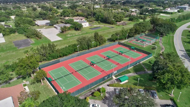 $1,950 | 7281 Amberly Lane, Unit 206, Delray Beach, FL 33446