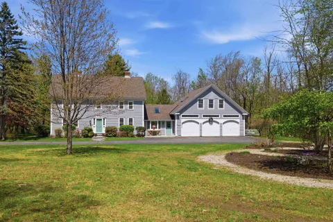 $695,000 | 2671 Parade Road, Laconia, NH 03246