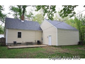 2013 East Buchanan Street Springfield, IL 62703 - Photo 2 of 14