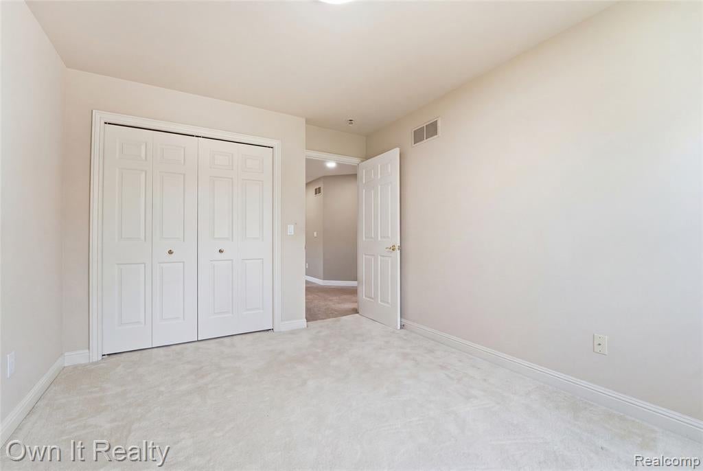 48280 Gladstone Road Canton, MI 48188 - Photo 39 of 59 Gallery Image 39