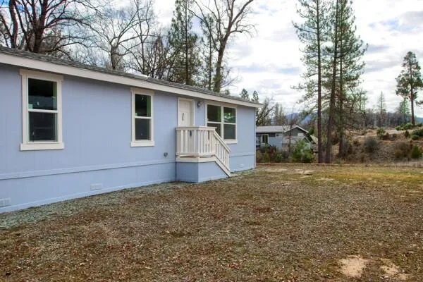 a view of outdoor space