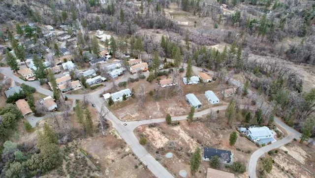 $185,000 | 43555 Highway 41, Unit 53, Oakhurst, CA 93644